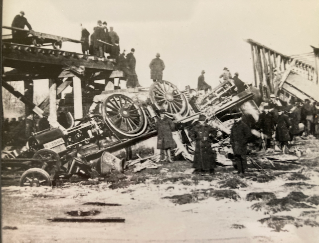 Simsbury Historical Society Opens Exhibition of Historic Tariffville Photos